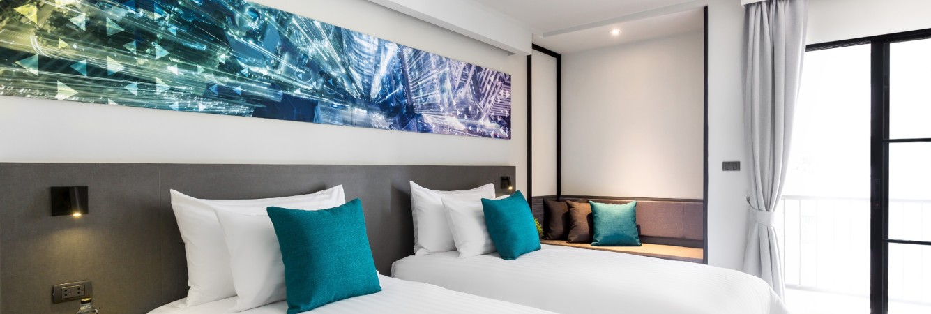 x2vibe-hotel-bangkok-standard-room-twin-thailandtravel