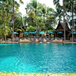 zwembad-avani-pattaya-resort-thailand-travel