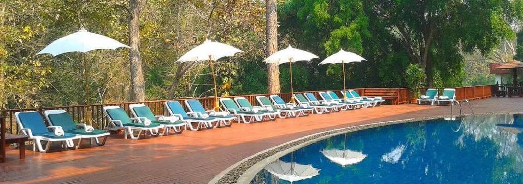 zwembad-imperial-mae-hong-son-thailandtravel