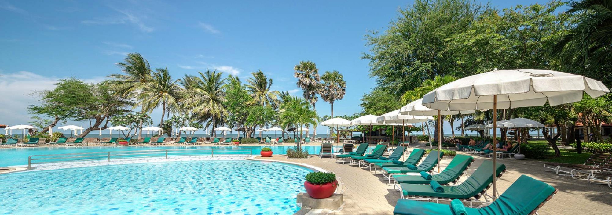 zwembad-regent-chalet-hua-hin-thailandtravel