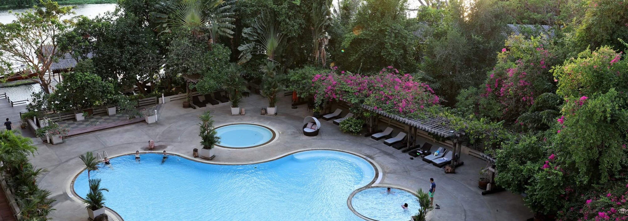zwembad-sampran-riverside-resort-thailandtravel