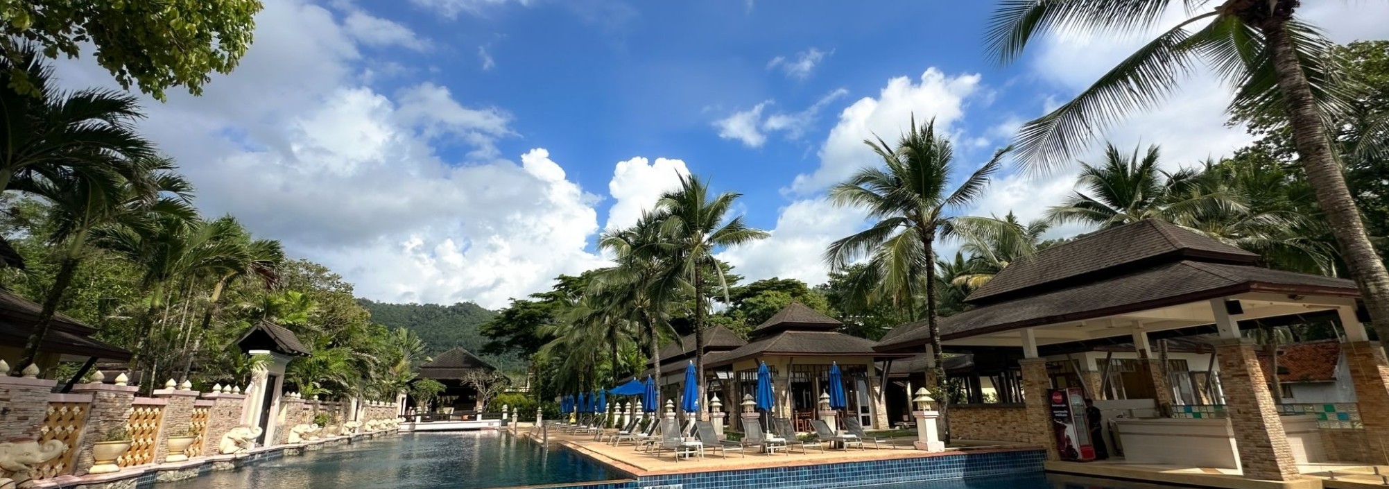 zwembad-seaview-resort-khao-lak