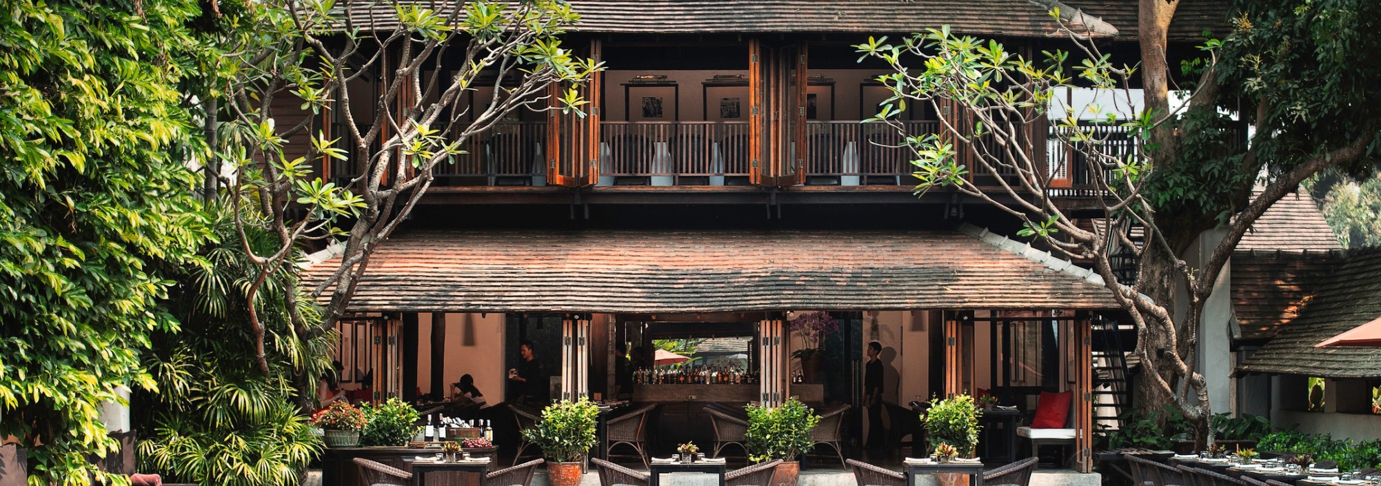 zwembad-tamarind-village-chiang-mai-thailand-travel