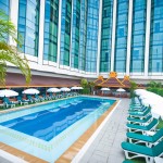 zwembad-the-empress-hotel-chiang-mai-thailand-travel